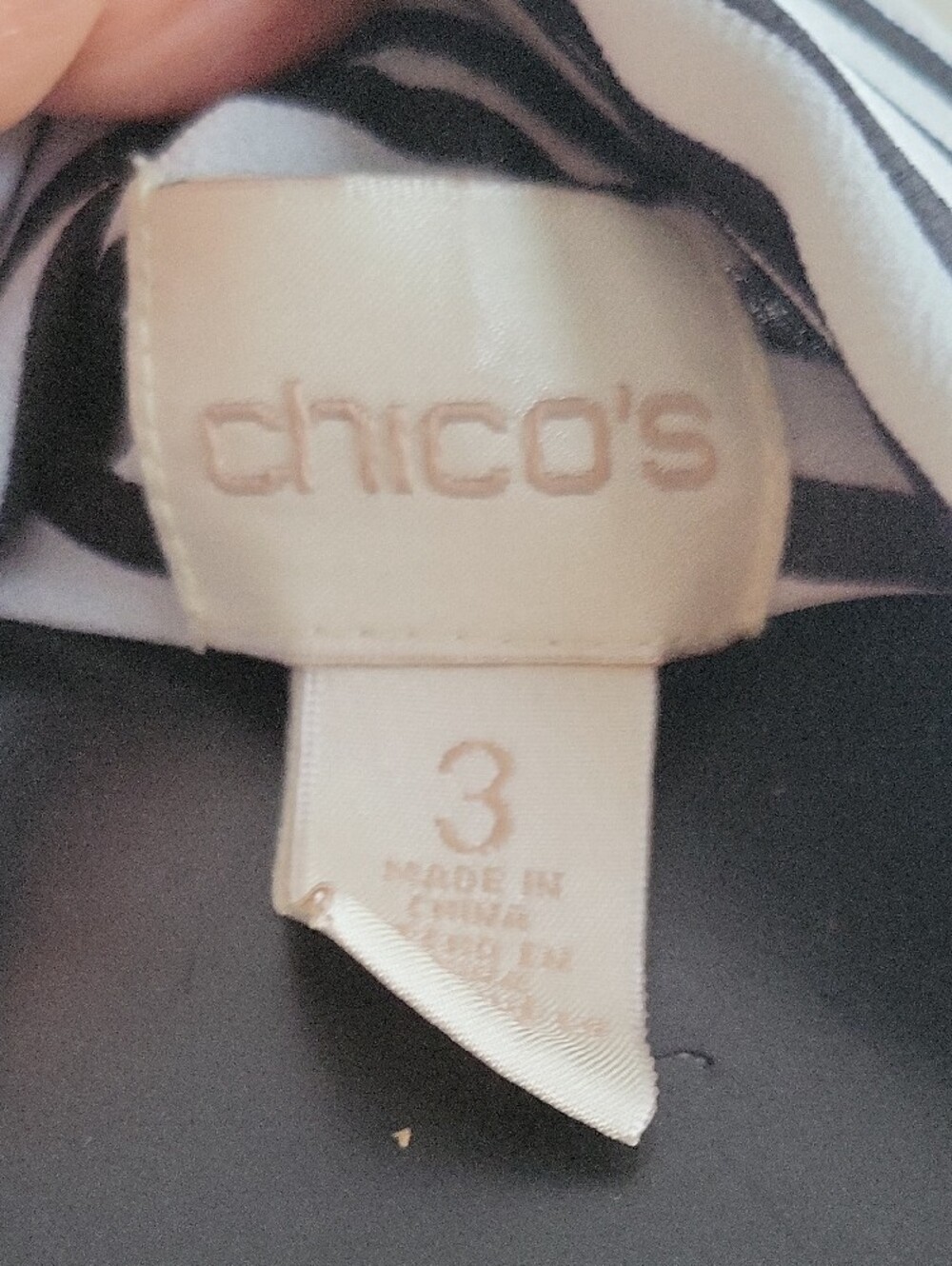 Chico's Black & White Striped Mixed-Pattern Button Front Shirt. Sz3 - Picture 2 of 9